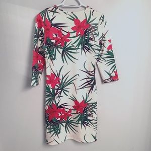 Body conscious floral dress